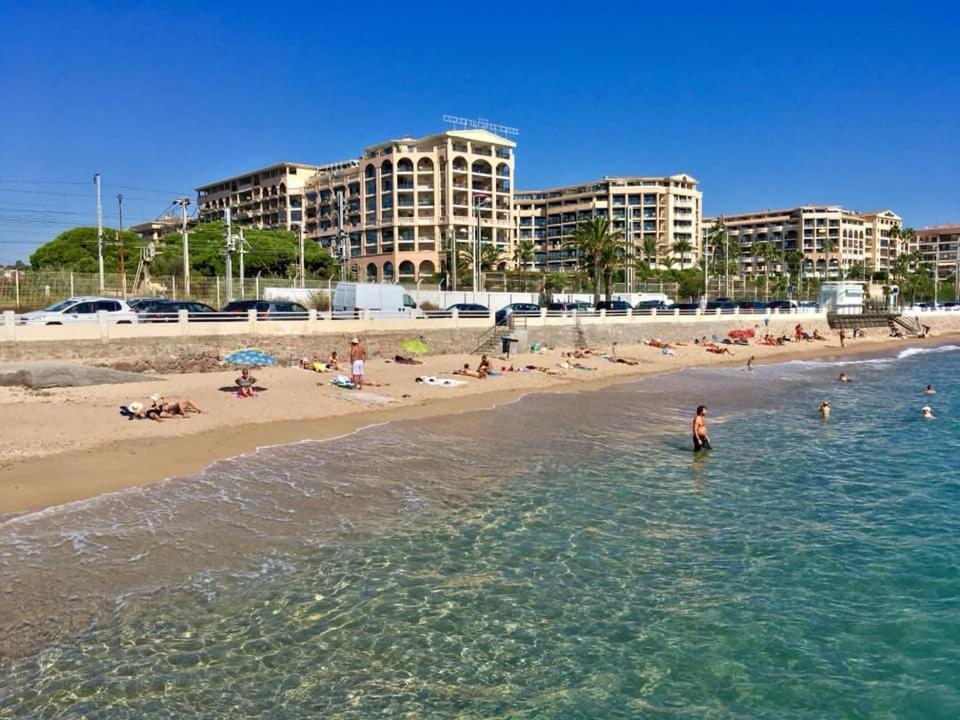 Joli 2 Pieces Aux Pieds Des Plages Cannes Eksteriør billede